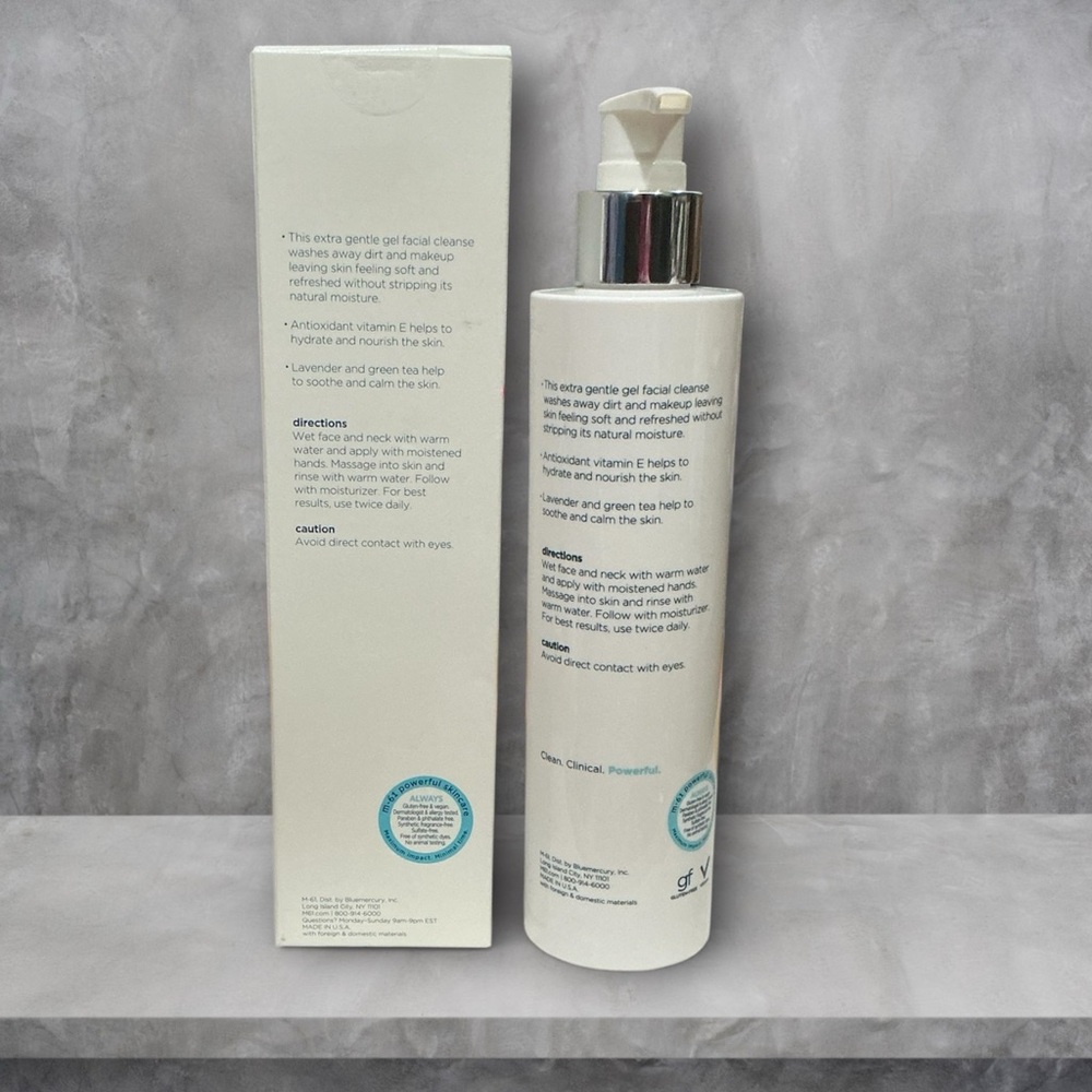 m-61 Powerful Skincare Perfect Cleanse Gentle Cleanser- strengthen skin barrier - Picture 2 of 2